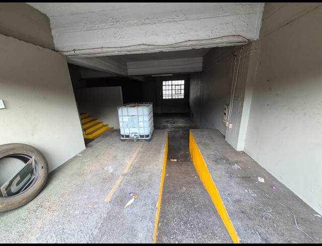 133M² WAREHOUSE TO LET IN DENVER